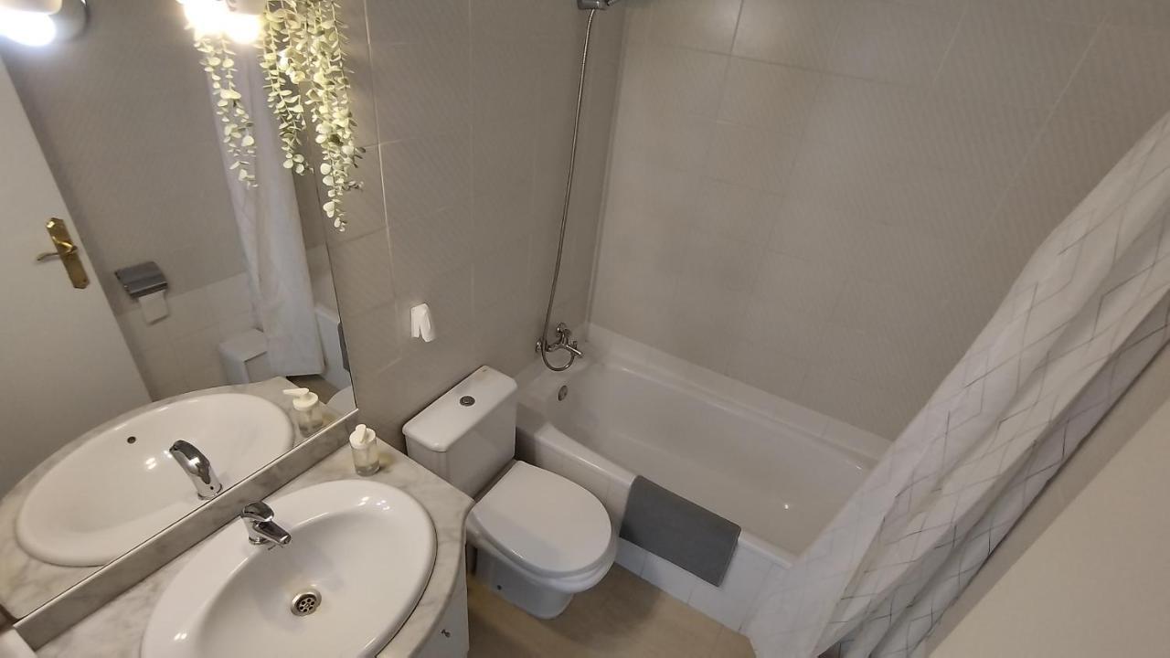 Casas Blancas Salou Villa Exteriör bild